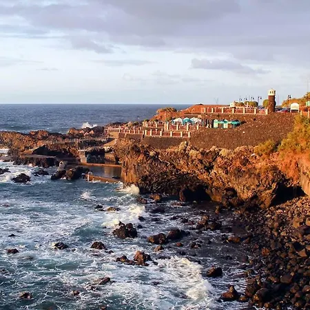 Primera Linea En Piscinas Naturales. バルロベント