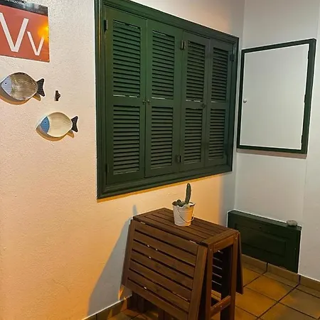 Primera Linea En Piscinas Naturales. Apartment Barlovento