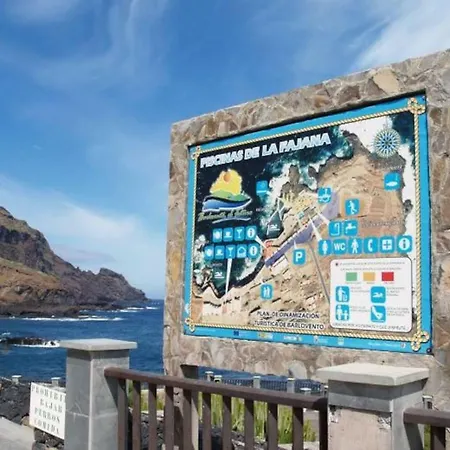 Primera Linea En Piscinas Naturales. *
